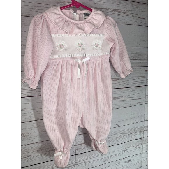Vintage Basic Editions Baby Girl 6-9 Months Light Pink 1-Piece Romper Sleeper - Picture 3 of 8